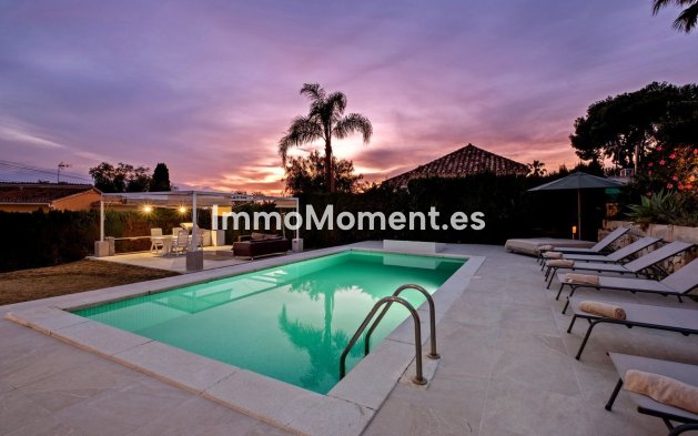 Villa - Wiederverkauf - Marbella - Elviria