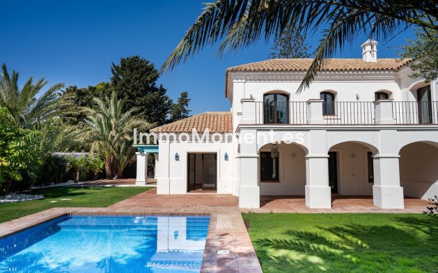 Villa - Wiederverkauf - Marbella - Guadalmina Baja