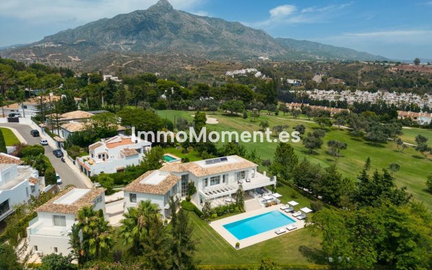 Villa - Wiederverkauf - Marbella - Nueva Andalucía