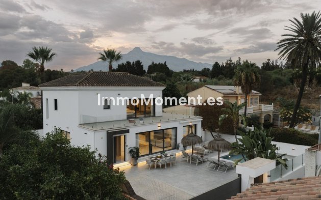 Villa - Wiederverkauf - Marbella - Nueva Andalucía