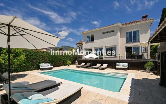 Villa - Wiederverkauf - Marbella - Río Real
