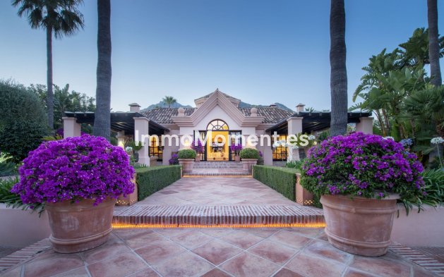 Villa - Wiederverkauf - Marbella - Sierra Blanca
