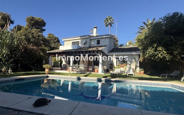 Villa - Wiederverkauf - Mijas - Calahonda