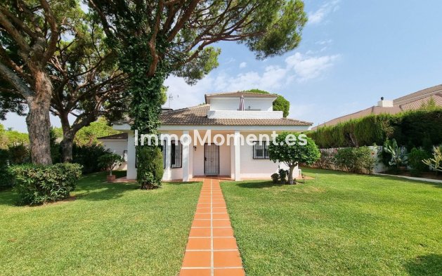 Villa - Wiederverkauf - Mijas - Calahonda