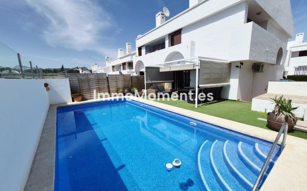 Villa - Wiederverkauf - Mijas - Mijas Costa