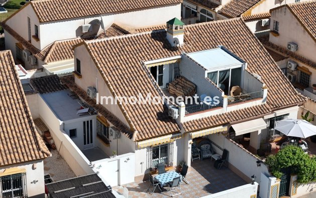 Villa - Wiederverkauf - Orihuela - La Zenia