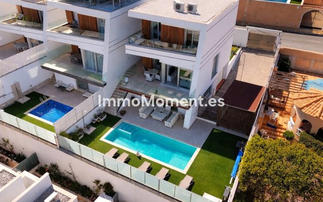 Villa - Wiederverkauf - Orihuela - Villamartin