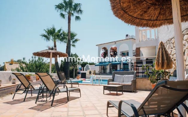 Vrijstaande villa - Bestaande woning - Benalmadena - Benalmadena Centro