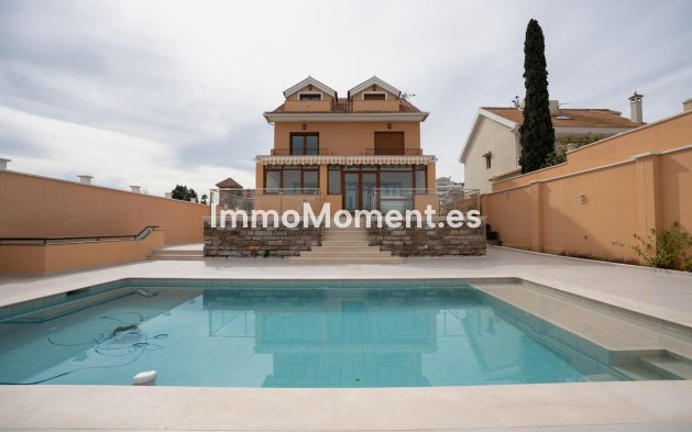 Vrijstaande villa - Bestaande woning - Benalmadena - Benalmadena Costa