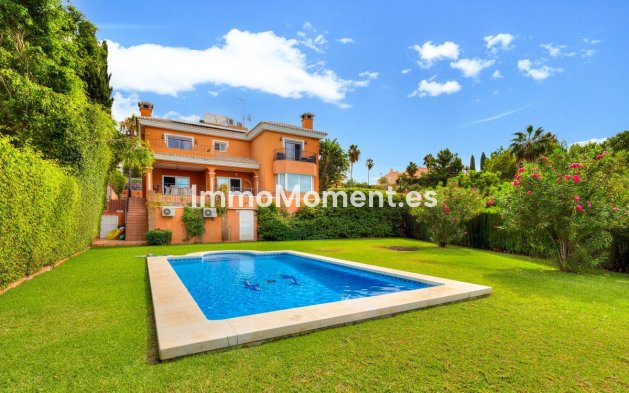 Vrijstaande villa - Bestaande woning - Benalmadena - Benalmadena Costa