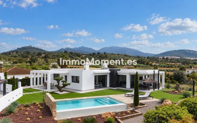 Vrijstaande villa - Bestaande woning - Binnenland  - Alhaurín el Grande Centro