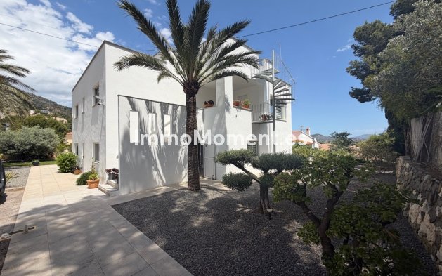 Vrijstaande villa - Bestaande woning - Calpe - Calpe Centro