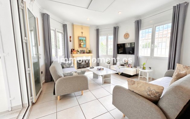 Vrijstaande villa - Bestaande woning - Denia - Denia Centro
