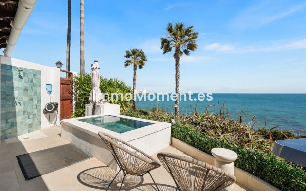 Vrijstaande villa - Bestaande woning - Estepona  - Estepona Centro