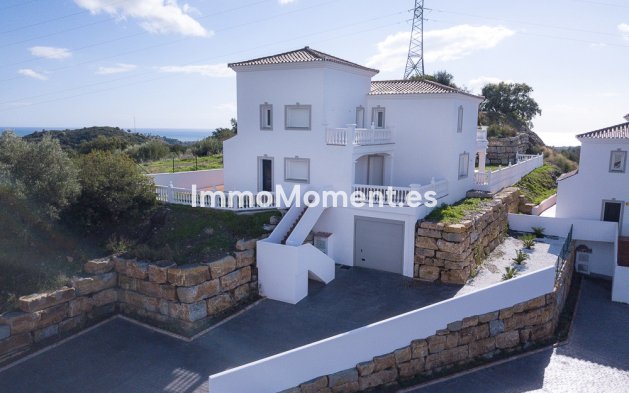 Vrijstaande villa - Bestaande woning - Estepona  - Estepona Centro