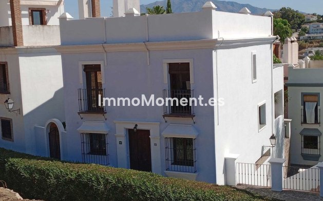 Vrijstaande villa - Bestaande woning - Estepona  - Estepona Centro