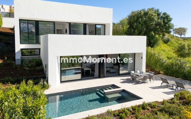 Vrijstaande villa - Bestaande woning - Estepona  - Estepona Centro