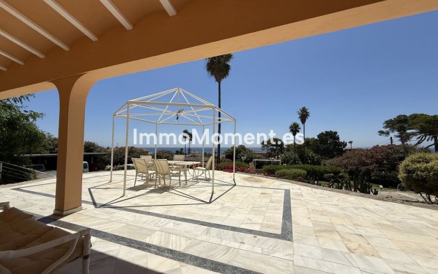 Vrijstaande villa - Bestaande woning - Estepona  - Estepona Centro