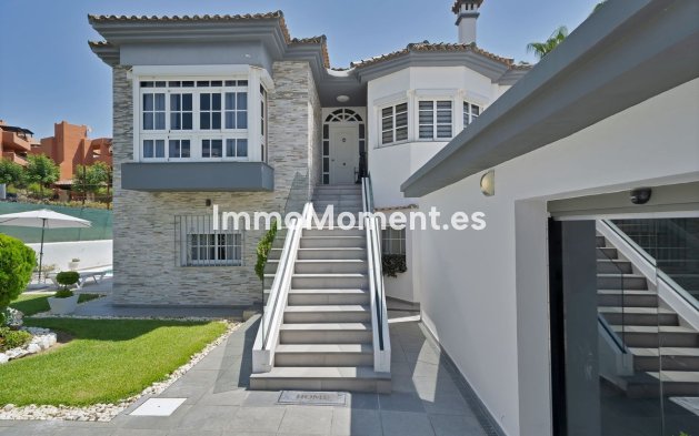 Vrijstaande villa - Bestaande woning - Estepona  - Estepona Centro