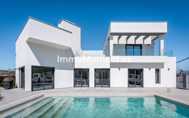 Vrijstaande villa - Bestaande woning - Estepona  - Estepona Centro