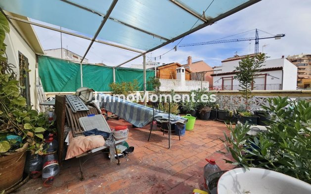 Vrijstaande villa - Bestaande woning - Estepona  - Estepona Centro