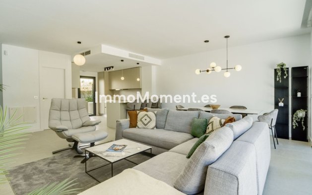 Vrijstaande villa - Bestaande woning - Estepona  - Estepona Centro