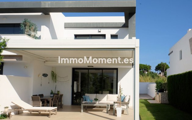 Vrijstaande villa - Bestaande woning - Estepona  - New Golden Mile