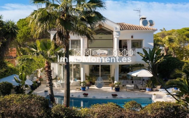 Vrijstaande villa - Bestaande woning - Estepona  - New Golden Mile
