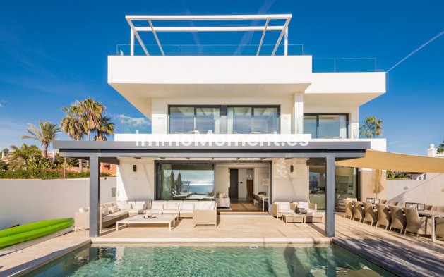 Vrijstaande villa - Bestaande woning - Marbella - Costabella