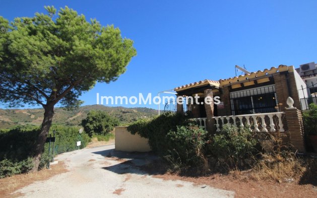 Vrijstaande villa - Bestaande woning - Marbella - Elviria