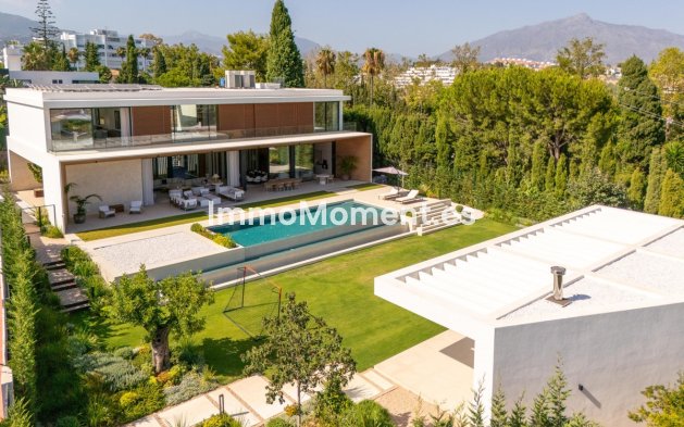 Vrijstaande villa - Bestaande woning - Marbella - Guadalmina Alta