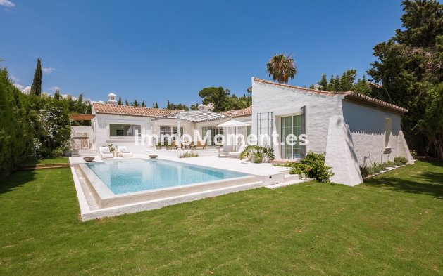 Vrijstaande villa - Bestaande woning - Marbella - Guadalmina Alta