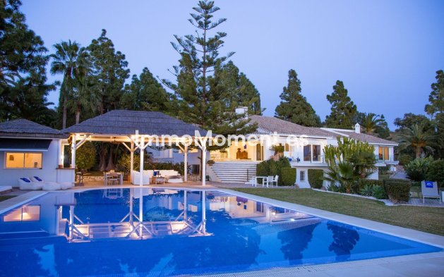 Vrijstaande villa - Bestaande woning - Marbella - Hacienda Las Chapas