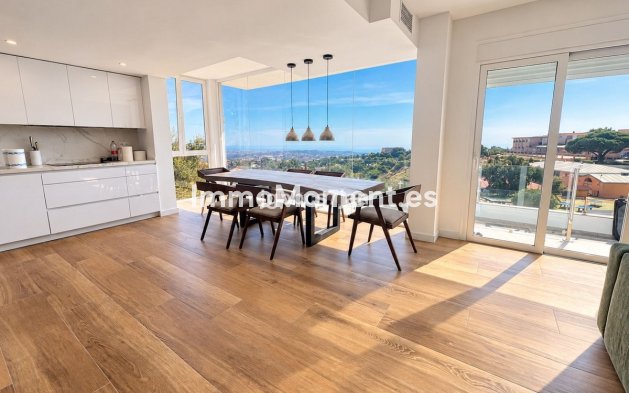 Vrijstaande villa - Bestaande woning - Marbella - La Mairena