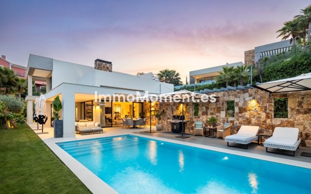 Vrijstaande villa - Bestaande woning - Marbella - Nueva Andalucía