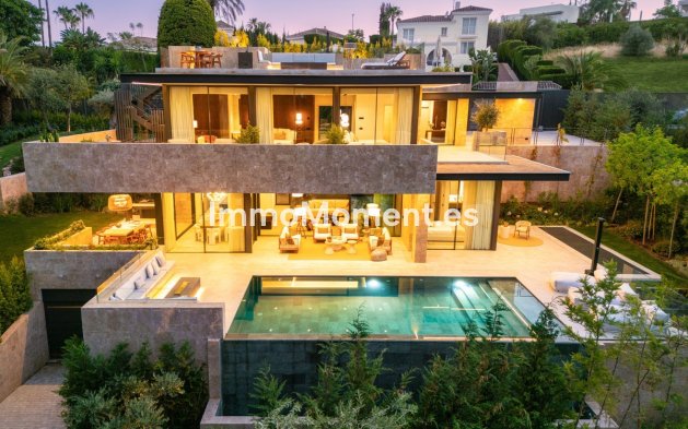 Vrijstaande villa - Bestaande woning - Marbella - Nueva Andalucía
