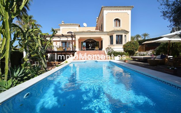 Vrijstaande villa - Bestaande woning - Marbella - Nueva Andalucía