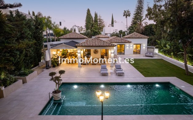 Vrijstaande villa - Bestaande woning - Marbella - Nueva Andalucía