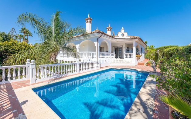 Vrijstaande villa - Bestaande woning - Mijas - El Chaparral