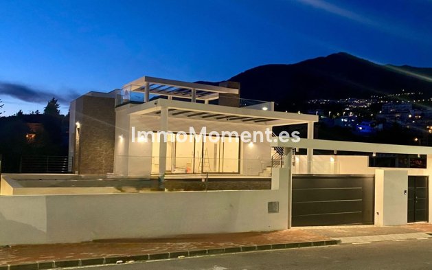 Vrijstaande villa - Bestaande woning - Mijas - Mijas Centro