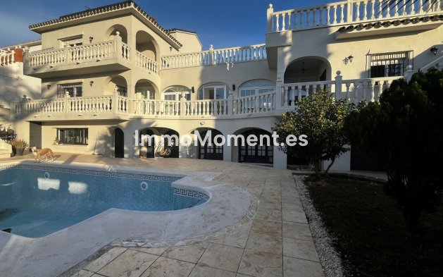 Vrijstaande villa - Bestaande woning - Mijas - Mijas Costa