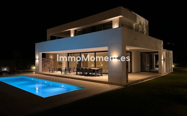 Vrijstaande villa - Bestaande woning - Mijas - Mijas Golf