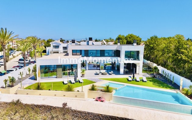 Vrijstaande villa - Bestaande woning - Orihuela - Cabo roig - La Zenia