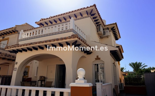 Vrijstaande villa - Bestaande woning - Orihuela Costa - Cabo roig - La Zenia