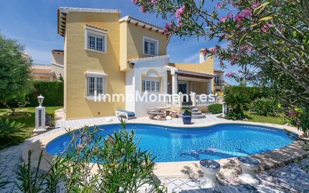 Vrijstaande villa - Bestaande woning - Orihuela - Orihuela Costa