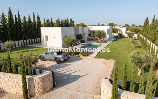 Vrijstaande villa - Bestaande woning - Pinoso - Pinoso Centro