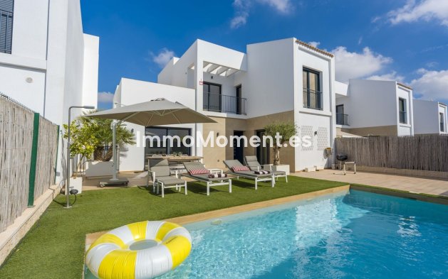 Vrijstaande villa - Bestaande woning - Rojales - Ciudad Quesada