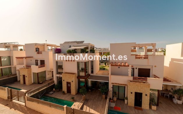 Vrijstaande villa - Bestaande woning - Rojales - Ciudad Quesada