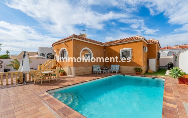 Vrijstaande villa - Bestaande woning - Rojales - Ciudad Quesada