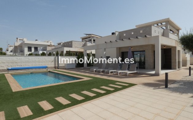 Vrijstaande villa - Bestaande woning - Rojales - Ciudad Quesada